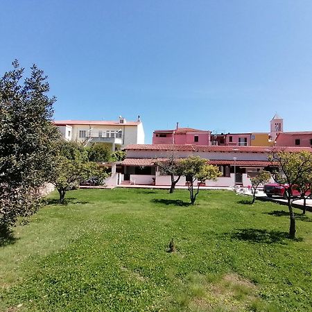 Appartamento Centralissimo In San Teodoro San Teodoro  Exterior photo