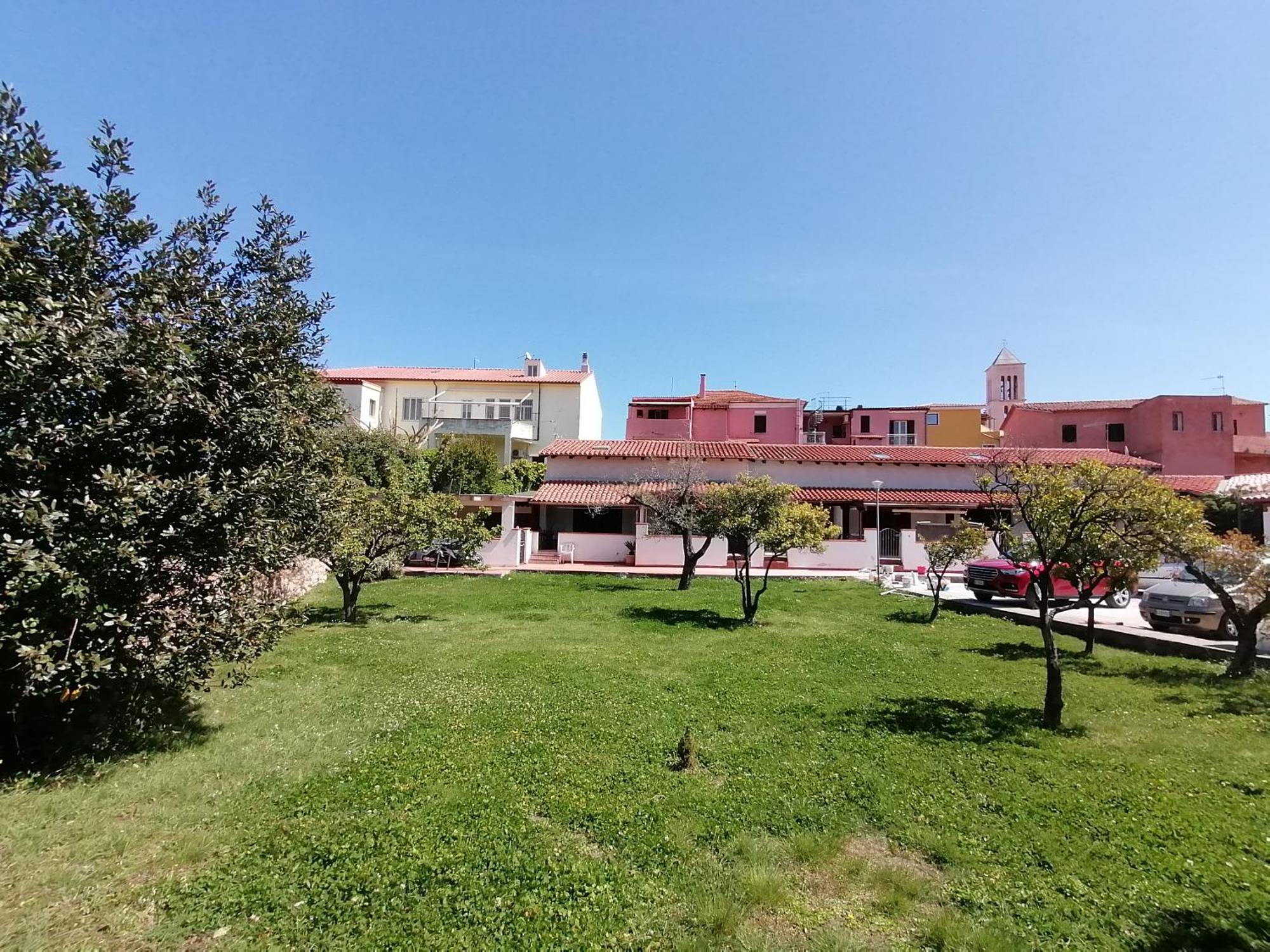 Appartamento Centralissimo In San Teodoro San Teodoro  Exterior photo